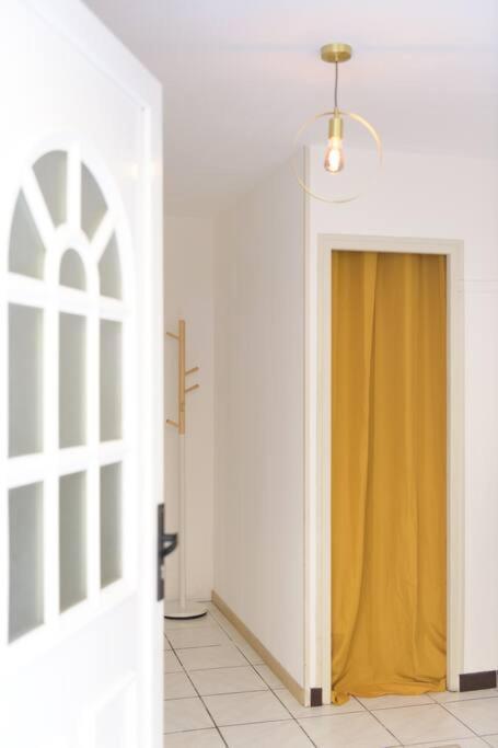 Ylang-Ylang, Maison De Village A 10 Minutes Des Plages Сан-Лорон-дьо-ла-Салонк Екстериор снимка